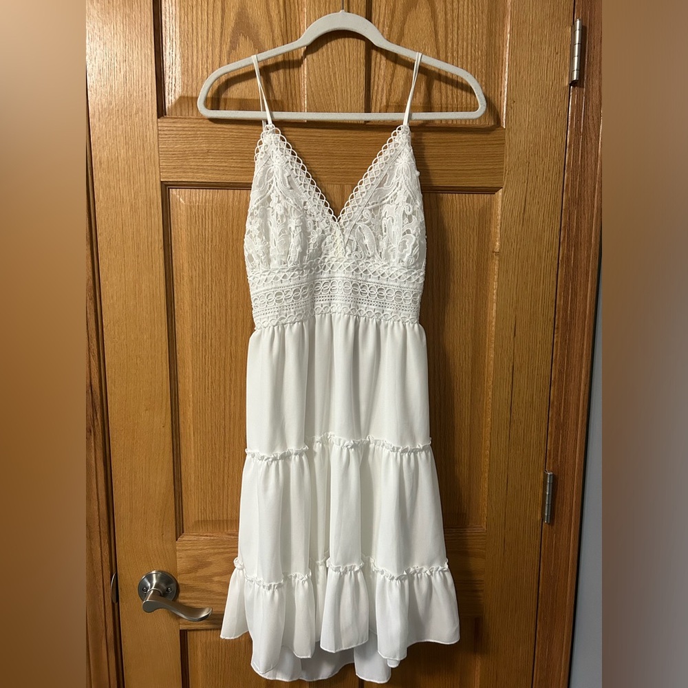 Beautiful White flowy dress